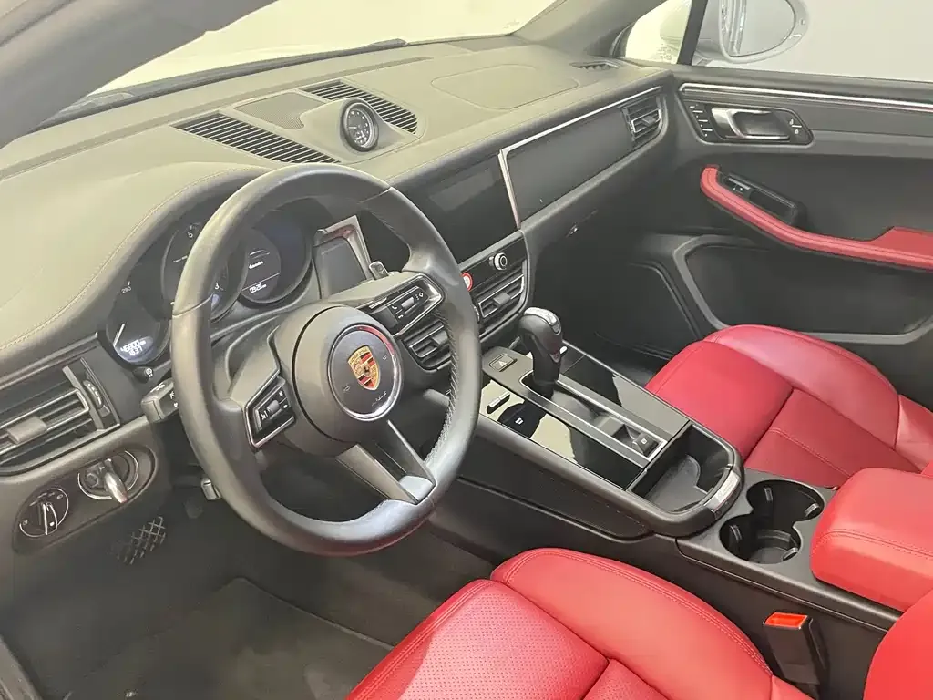 Porsche Macan 2024 из CN, фото 4