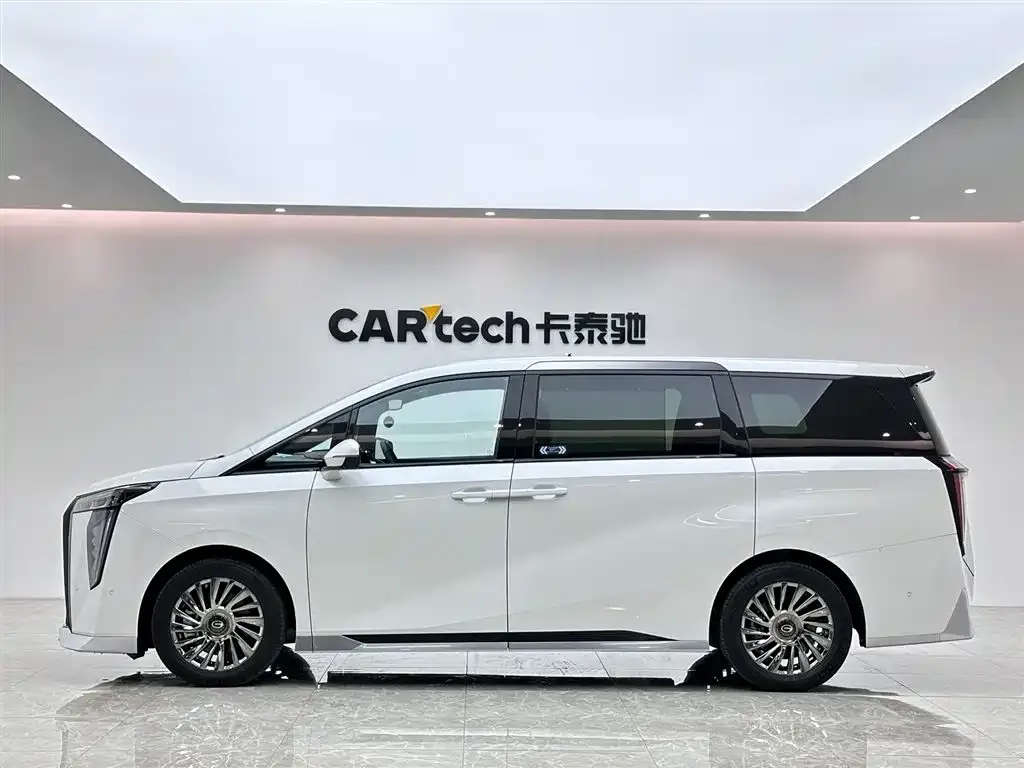 GAC Motor Trumpchi M8 — фото 3