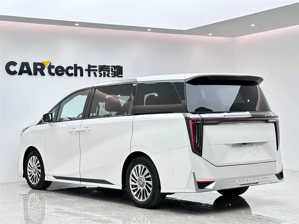 GAC Motor Trumpchi M8 — фото 10