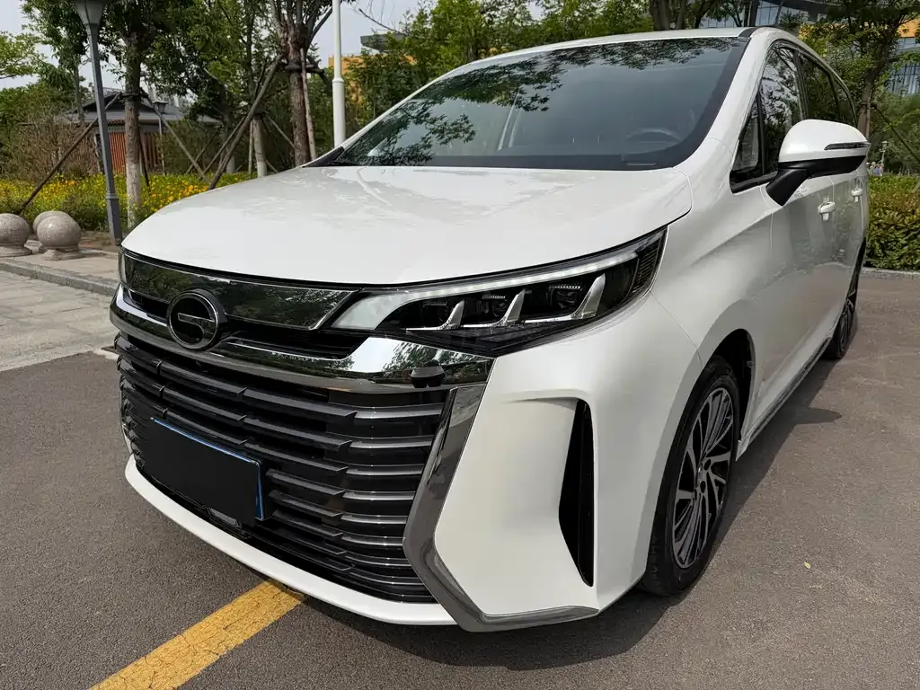 GAC Motor Trumpchi M6 — фото 8