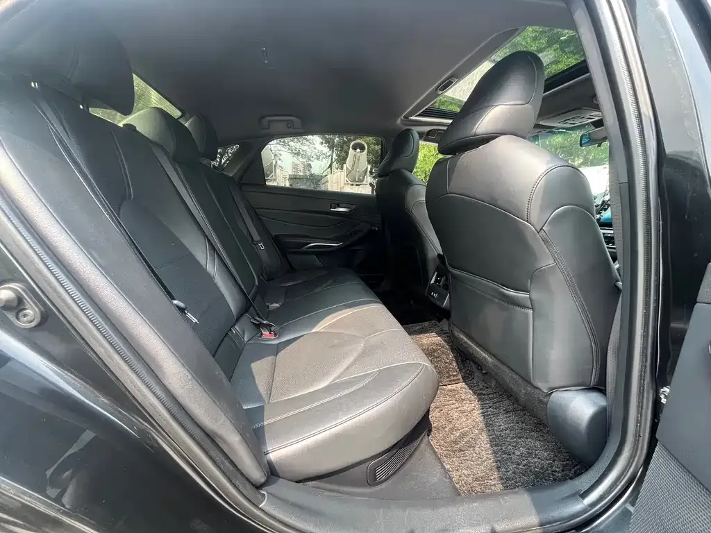 Toyota Avalon 2022 из CN, фото 4