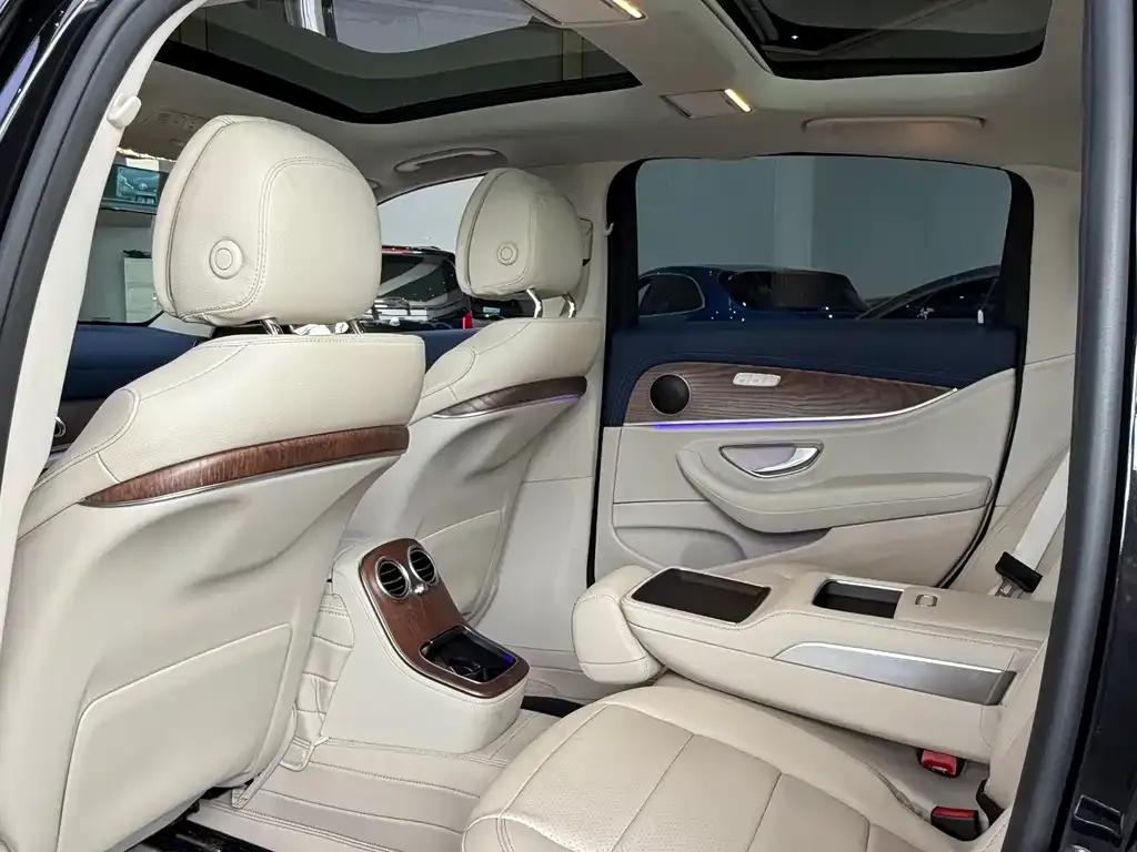 Mercedes-Benz E-Class 2022 из CN, фото 5