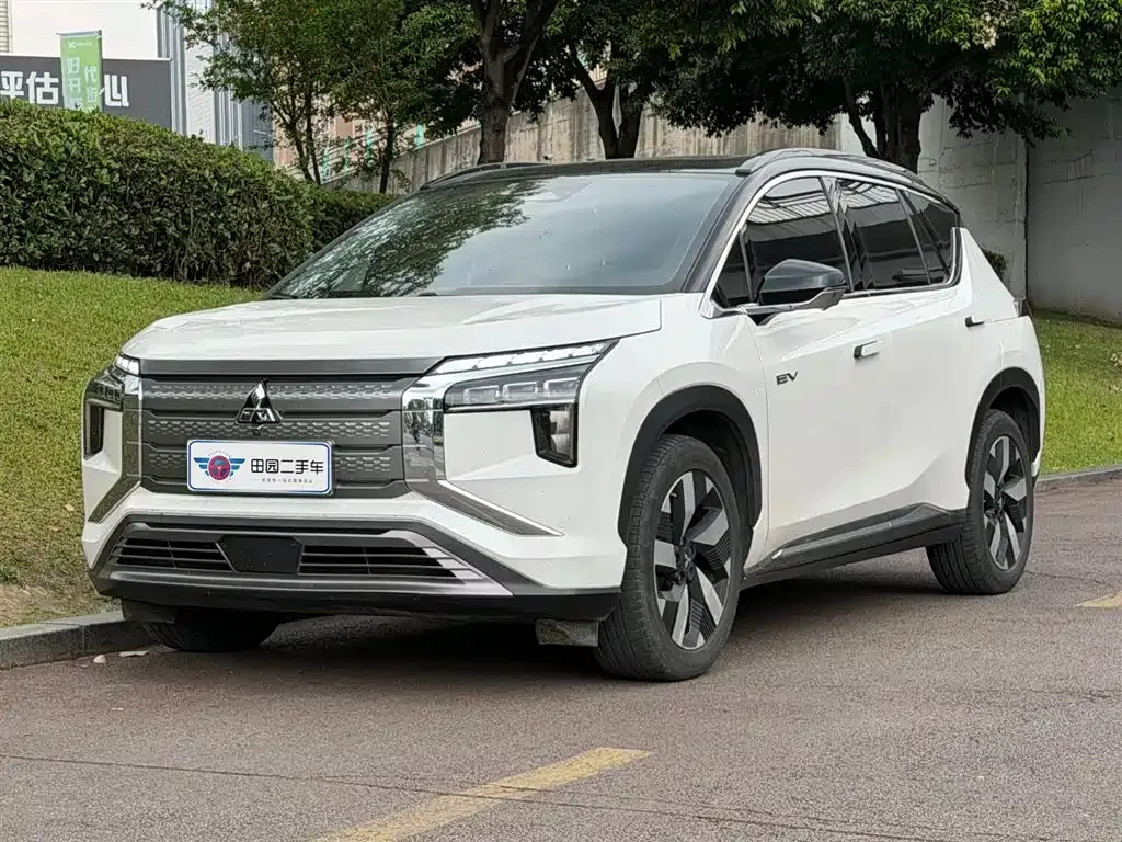 Mitsubishi AIRTREK 2022 из CN, фото 1