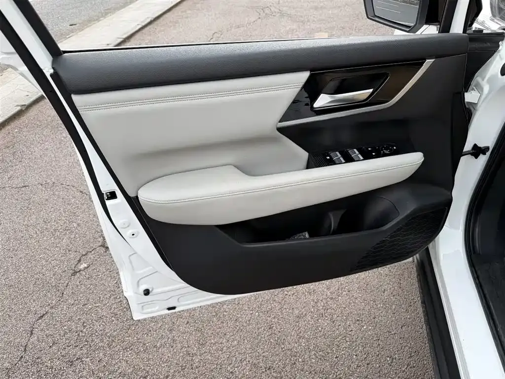 Mitsubishi AIRTREK 2022 из CN, фото 7