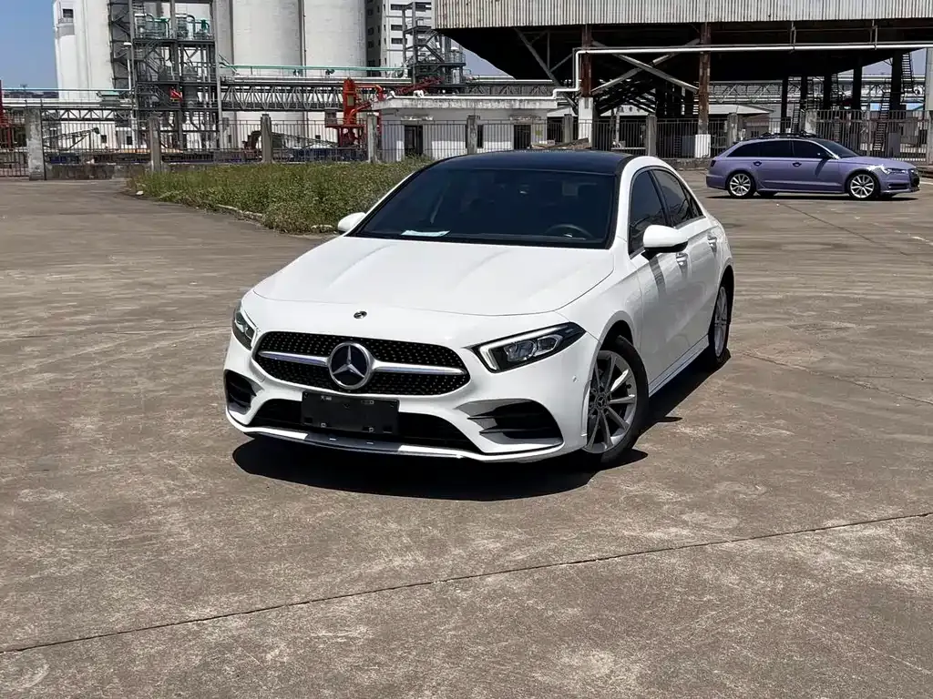 Mercedes-Benz A-Class — фото 1