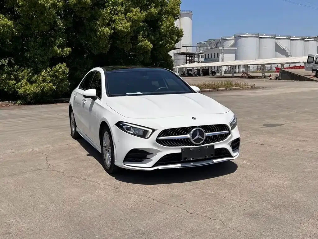 Mercedes-Benz A-Class — фото 9