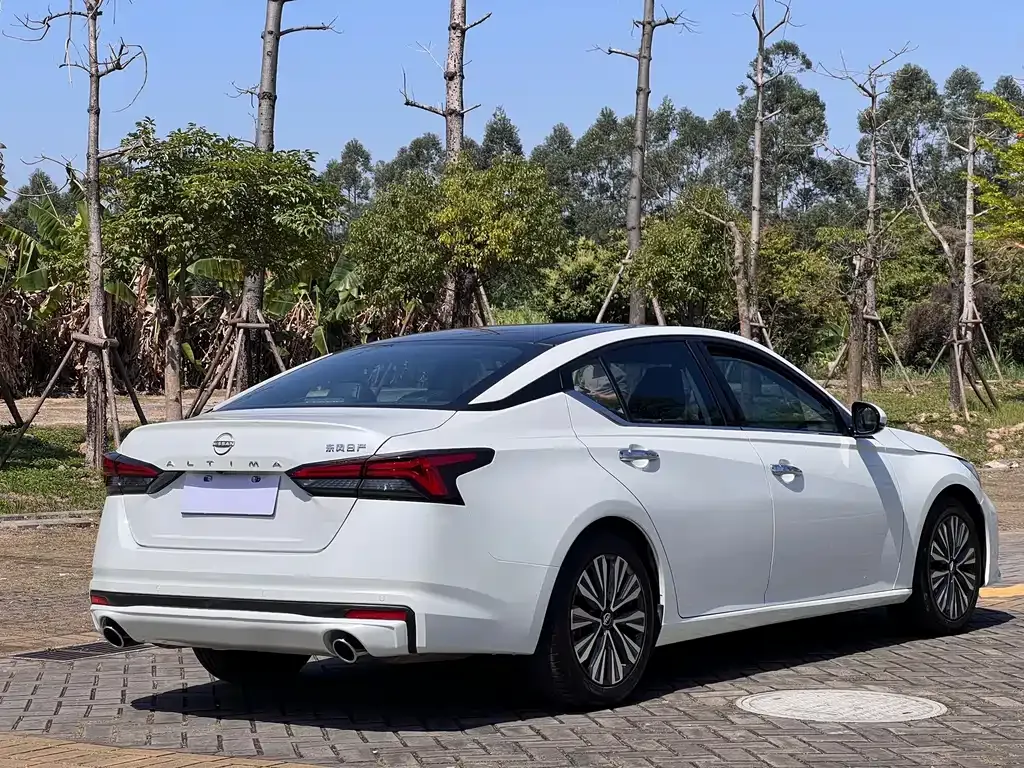 Nissan Teana 2023 из CN, фото 8