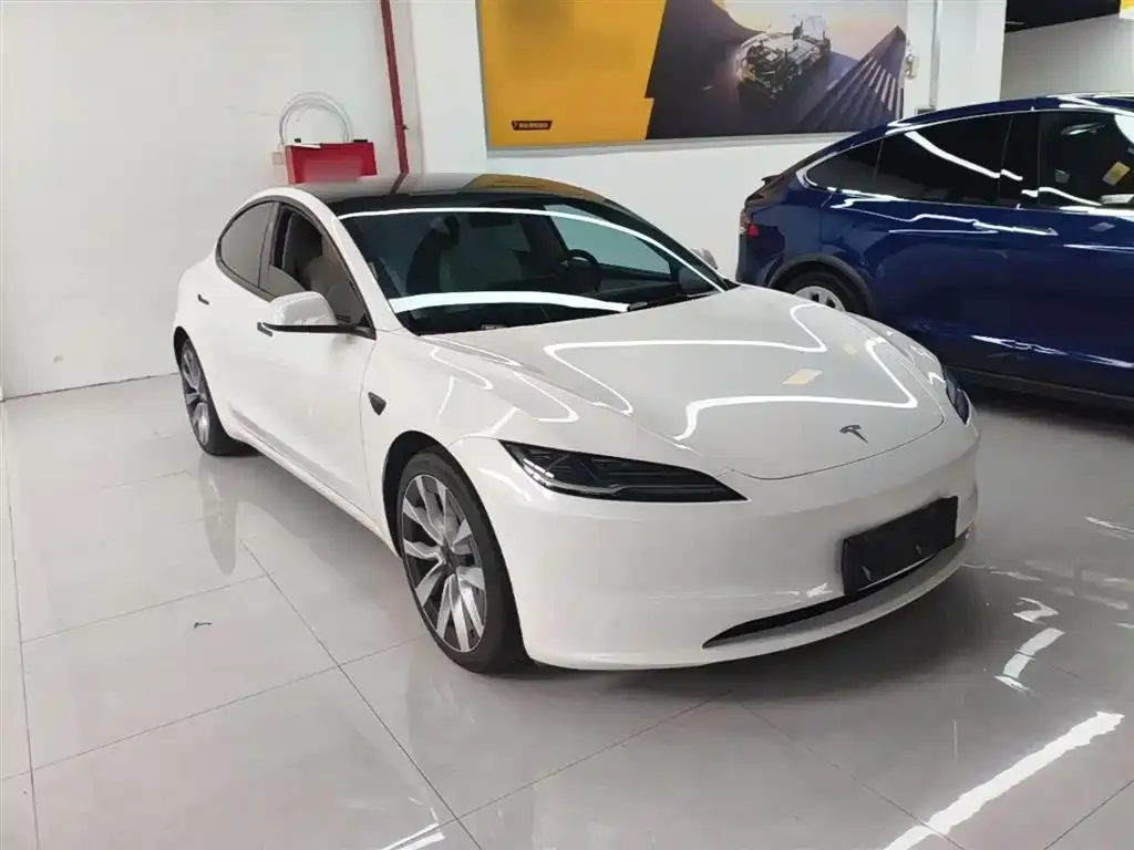 Tesla Model 3 2023 из CN, фото 6