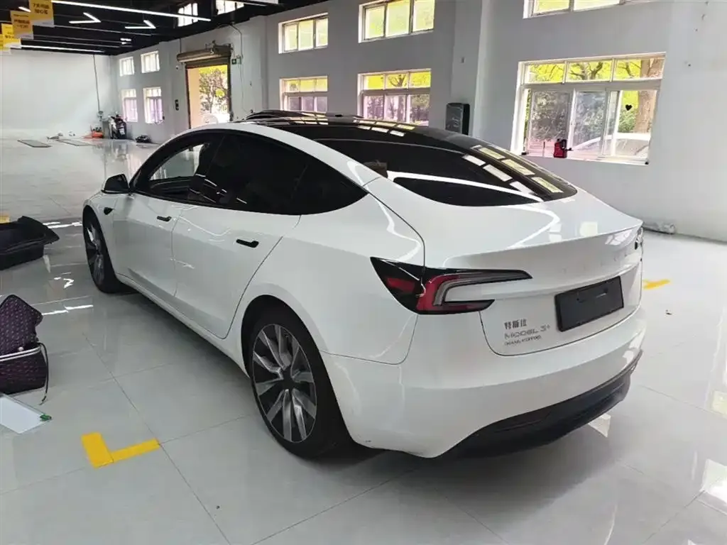 Tesla Model 3 2023 из CN, фото 7