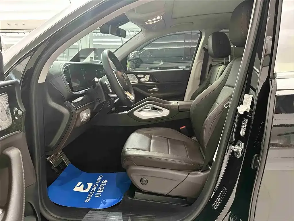 Mercedes-Benz GLS — фото 3