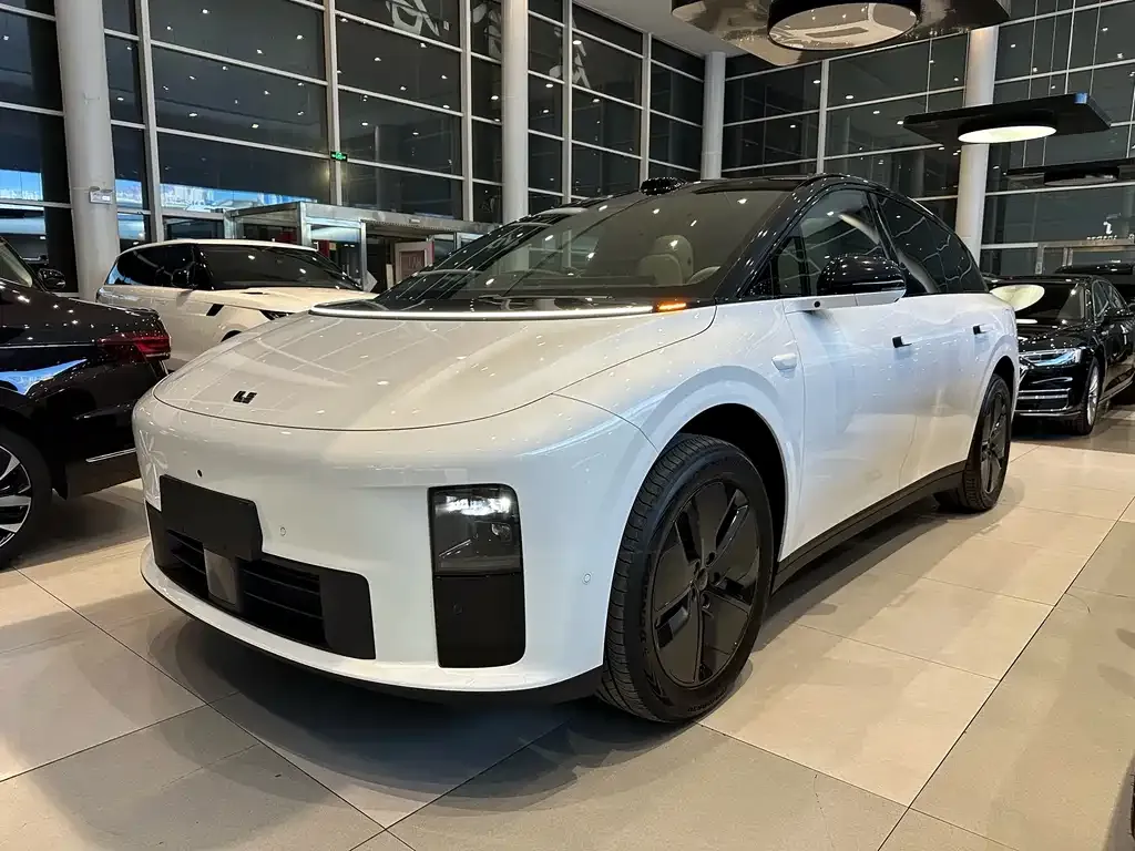 Li Auto i6