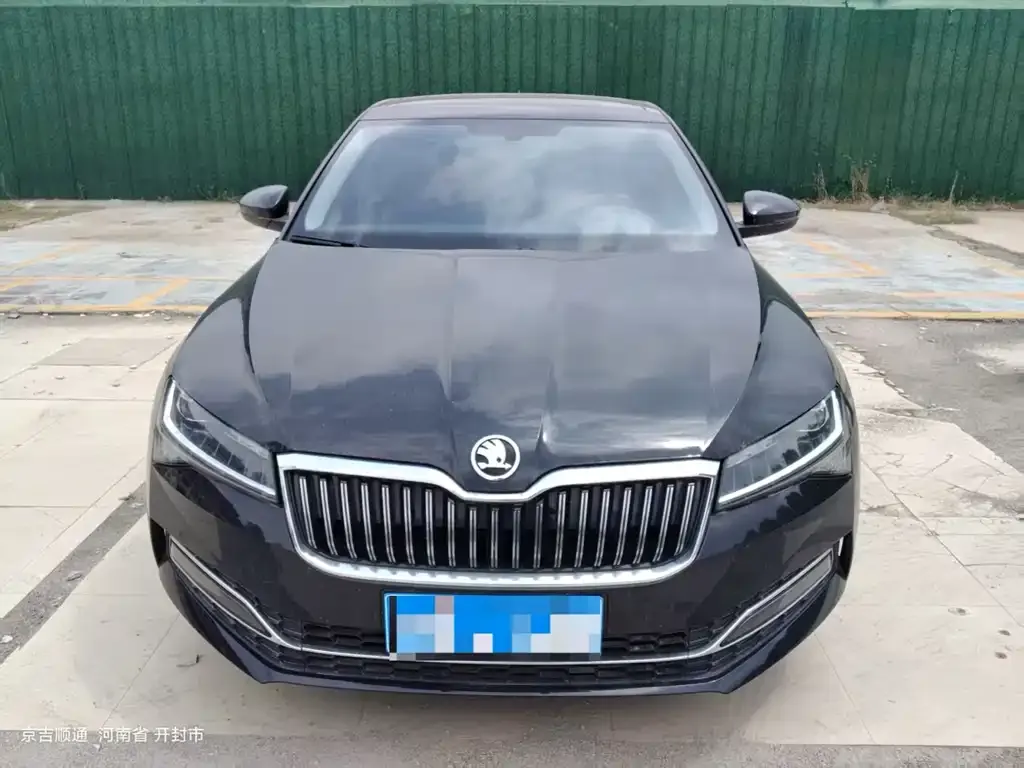 Skoda Superb 2024 из CN, фото 9