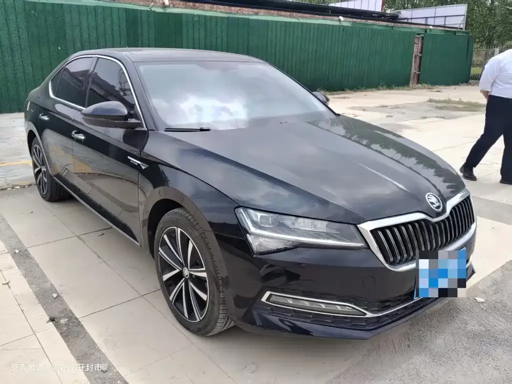 Skoda Superb 2024 из CN, фото 6