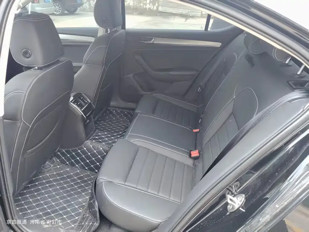 Skoda Superb 2024 из CN, фото 10