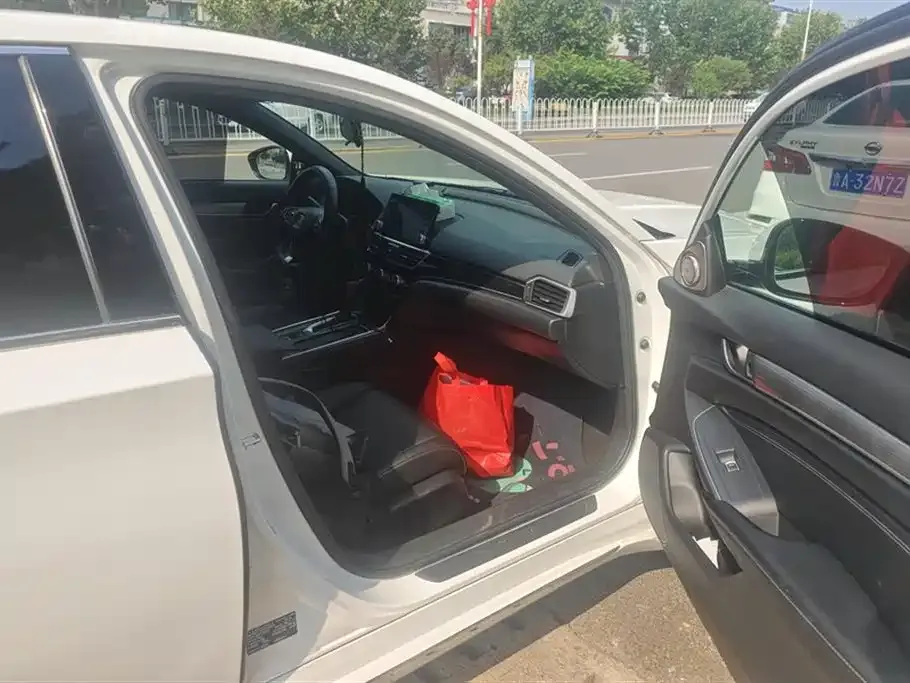 Honda Inspire 2022 из CN, фото 8