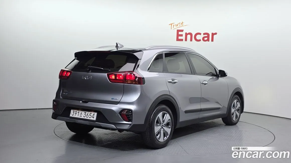 Kia Niro 2022 из KR, фото 2