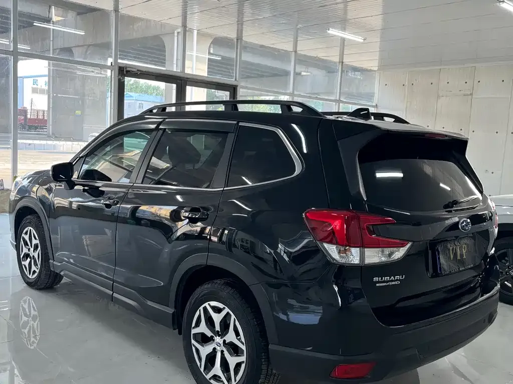 Subaru Forester 2023 из CN, фото 6