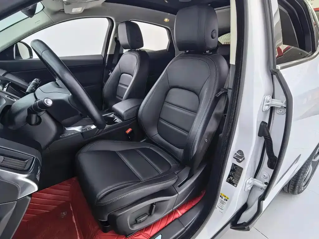 Jaguar E-PACE 2021 из CN, фото 10