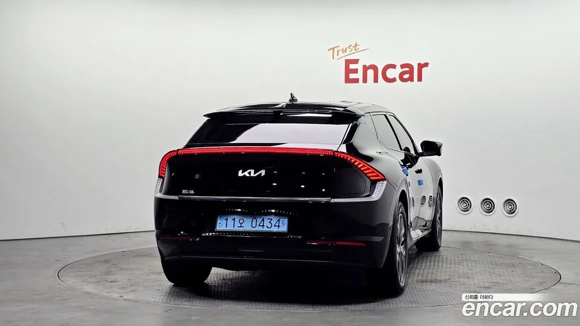 Kia EV6 2023 из KR, фото 6