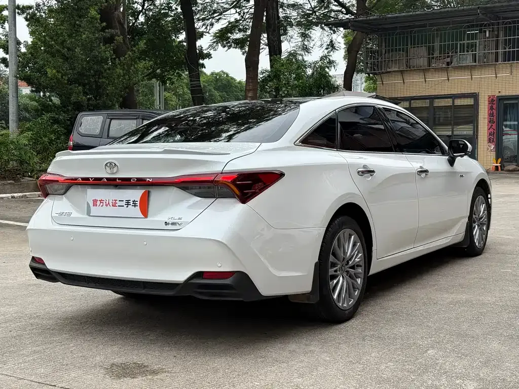 Toyota Avalon 2024 из CN, фото 10