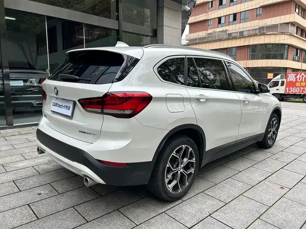 BMW X1 — фото 4
