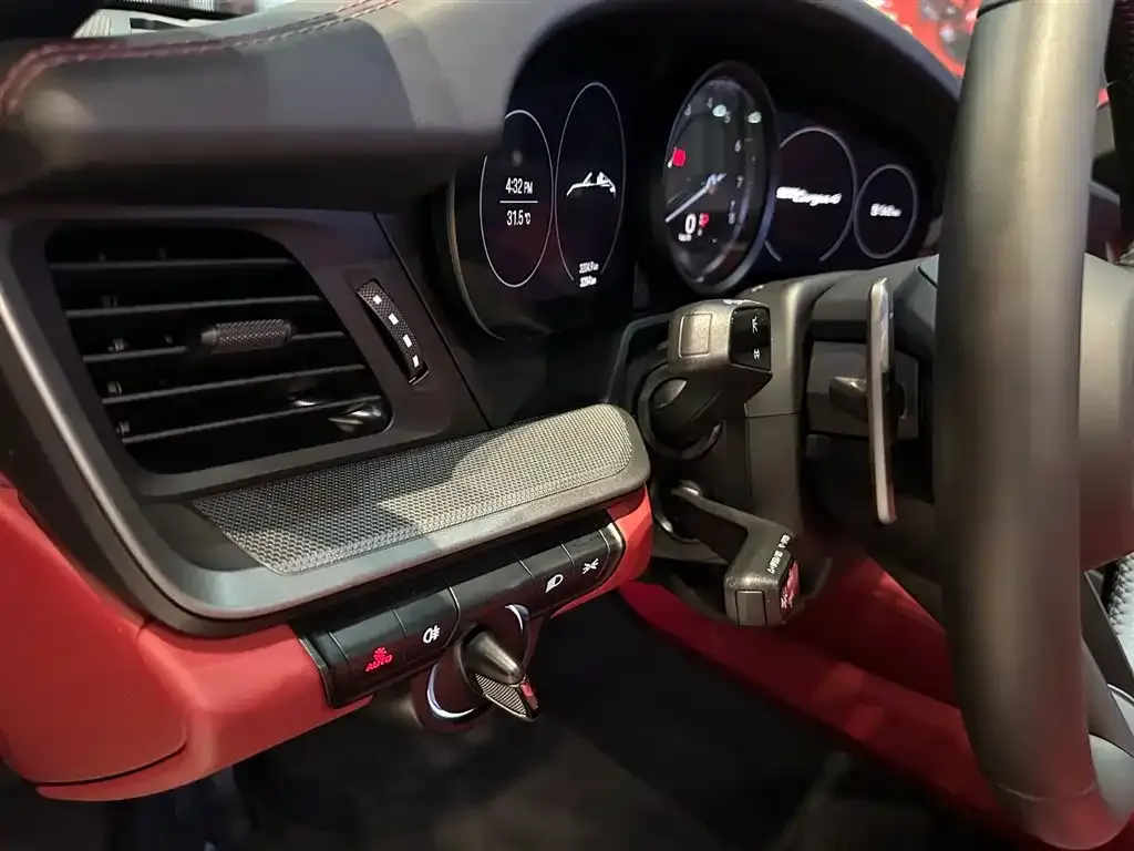 Porsche 911 2024 из CN, фото 2