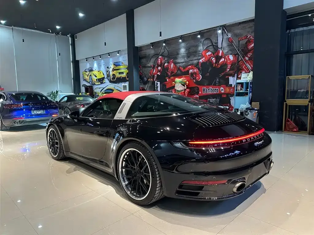 Porsche 911 2024 из CN, фото 4