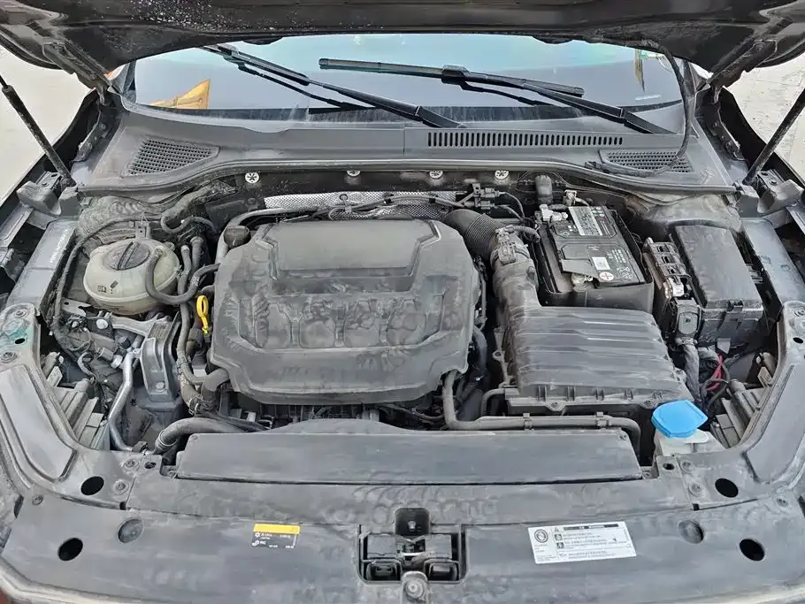 Volkswagen Passat 2023 из CN, фото 4