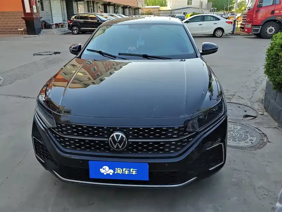 Volkswagen Passat 2023 из CN, фото 3