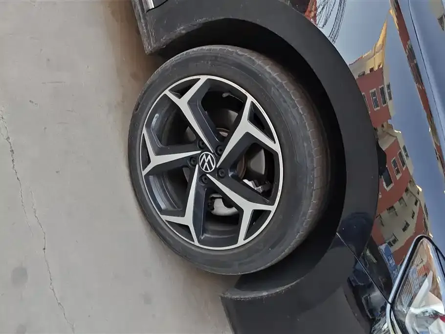 Volkswagen Passat 2023 из CN, фото 5