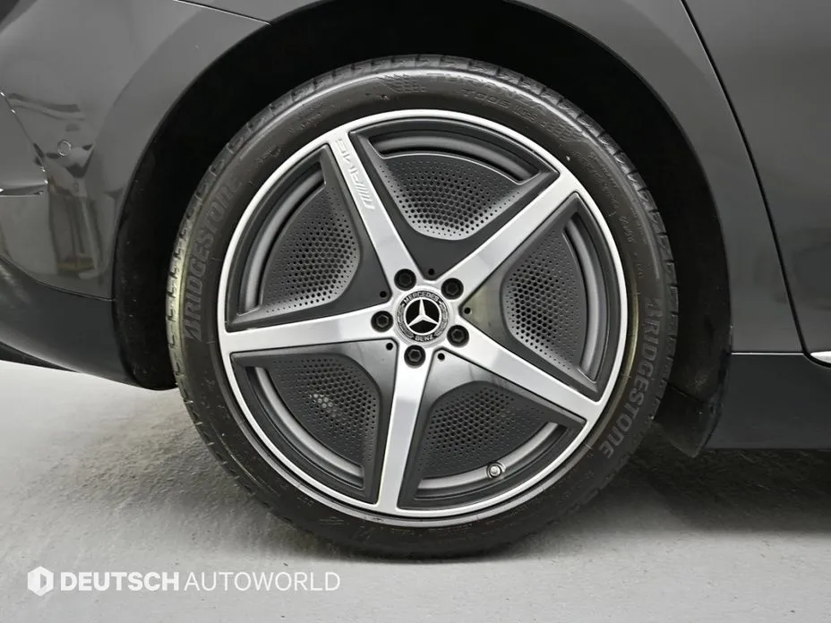 Mercedes-Benz EQE 2023 из KR, фото 4