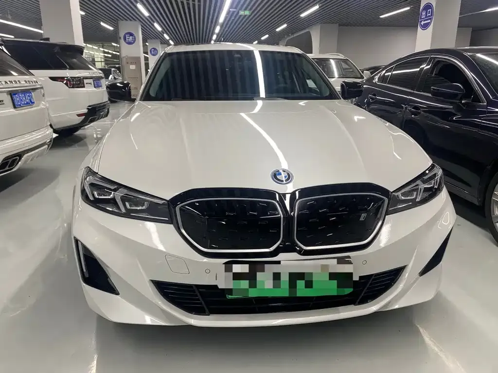 BMW i3 2023 из CN, фото 2