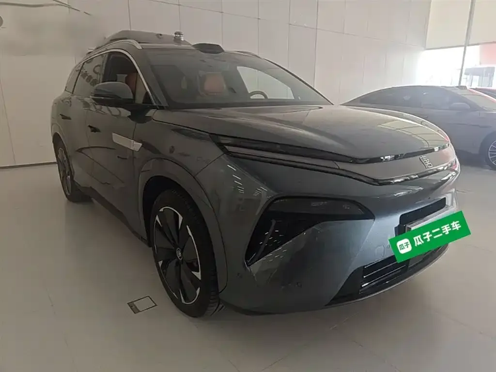 BYD Tang L — фото 10