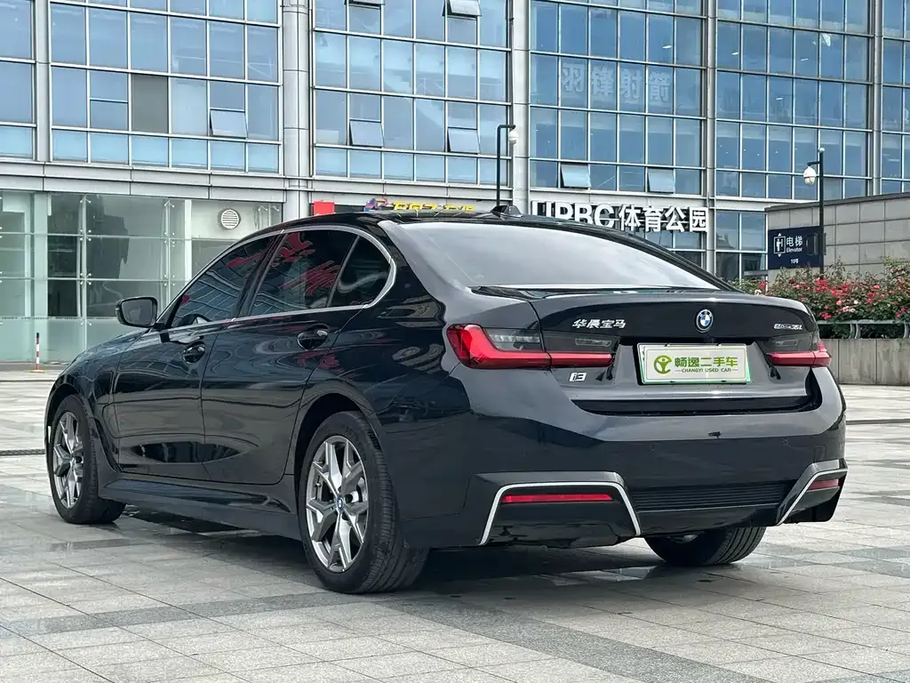 BMW i3 — фото 8