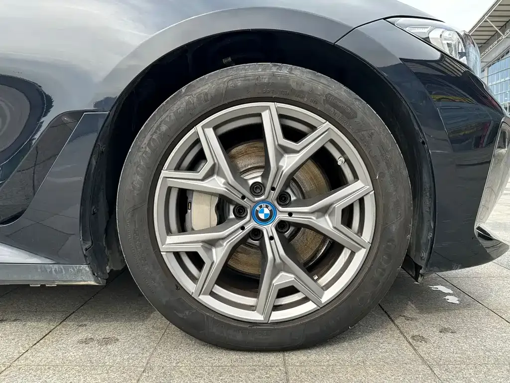 BMW i3 — фото 7