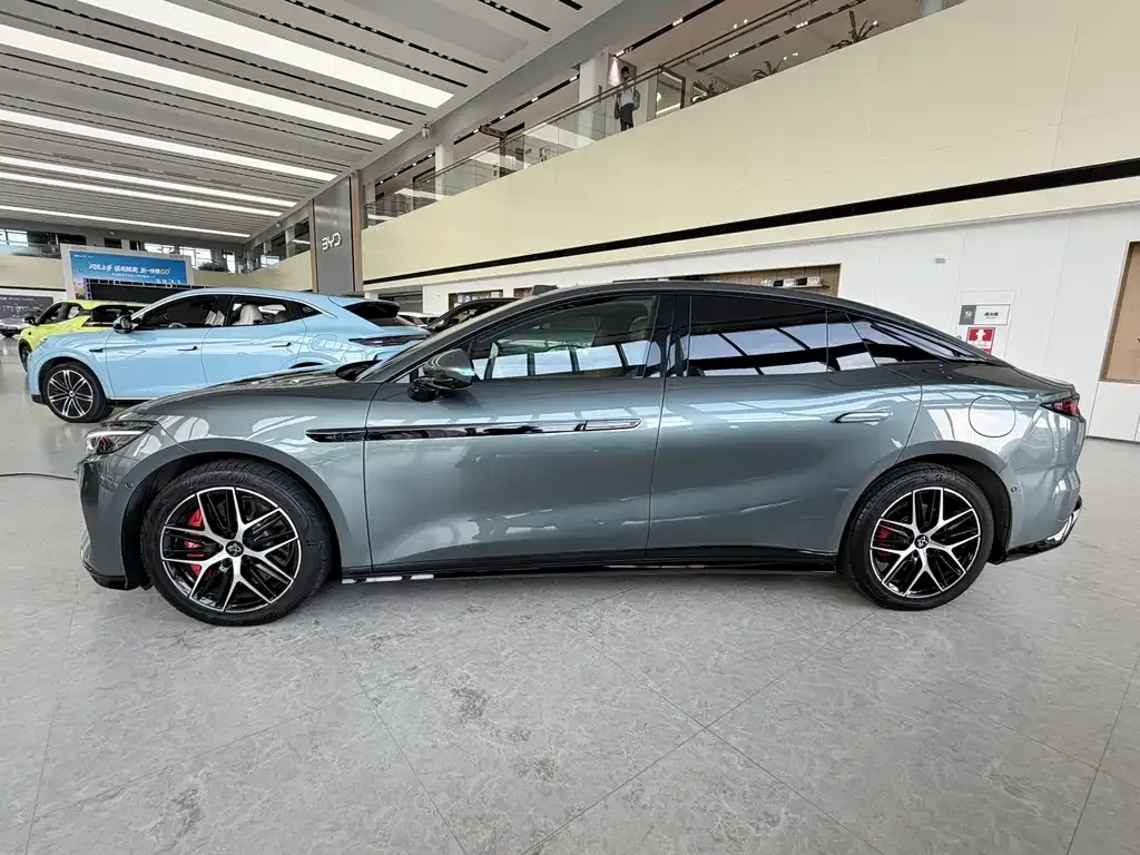 BYD Han L 2025 из CN, фото 4