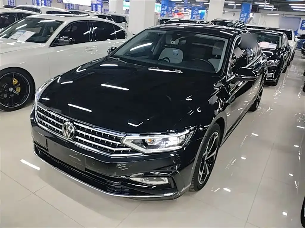 Volkswagen Magotan 2023 из CN, фото 6