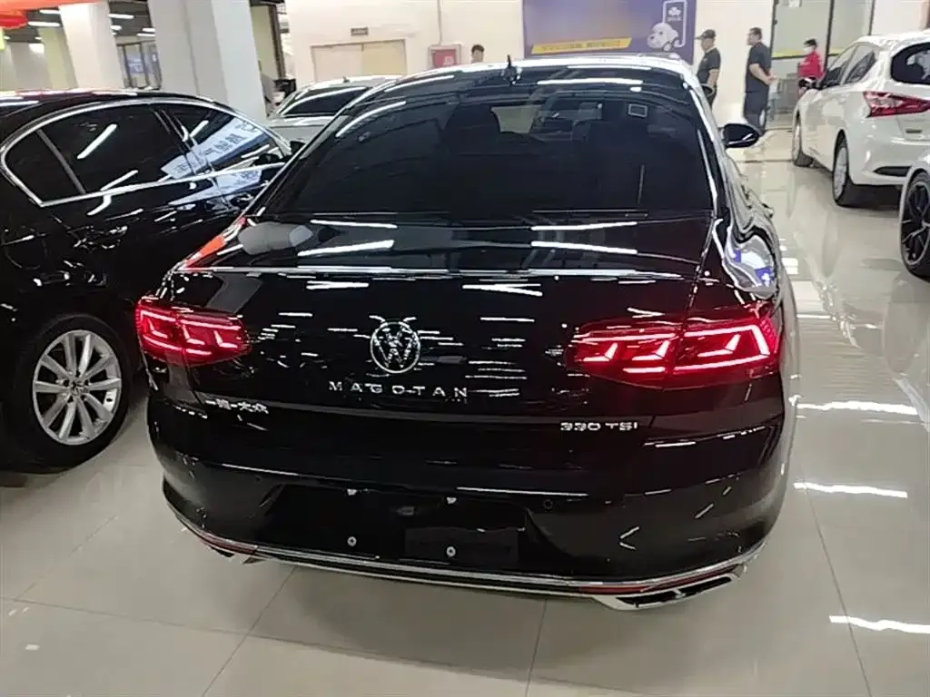 Volkswagen Magotan 2023 из CN, фото 5