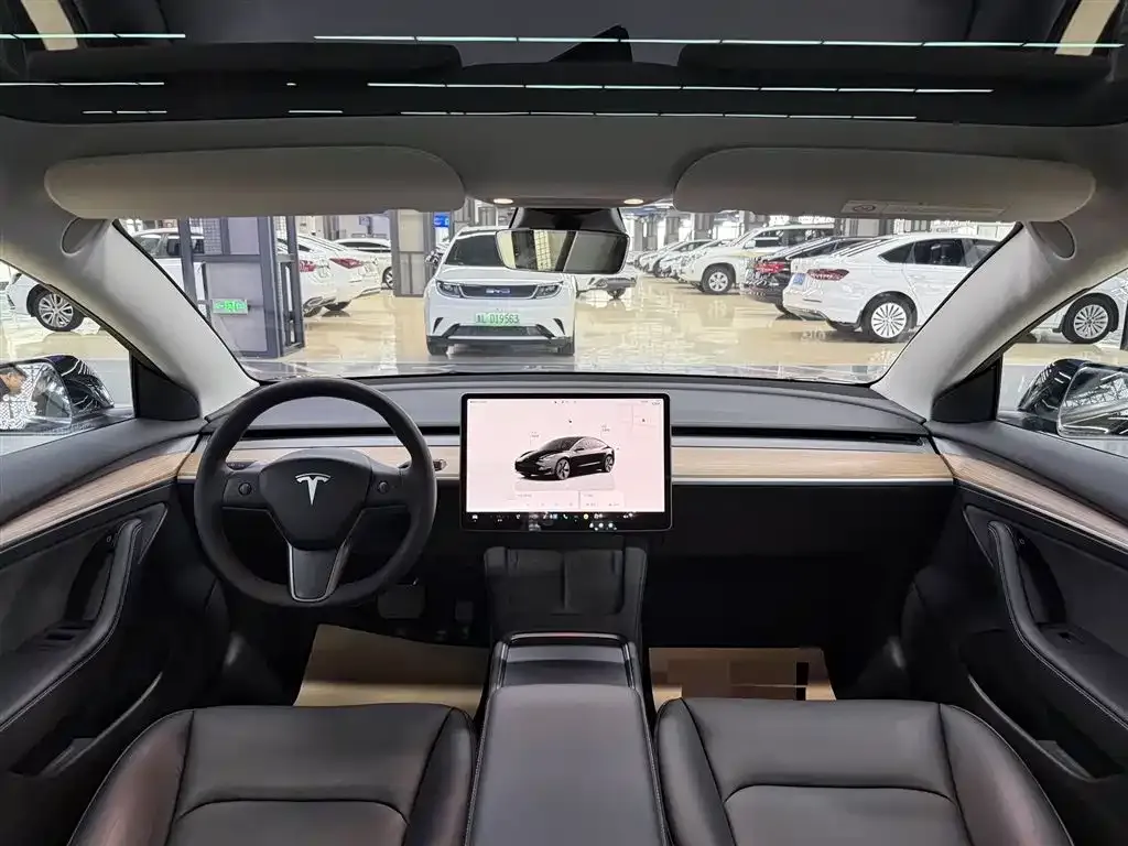 Tesla Model 3 2022 из CN, фото 2