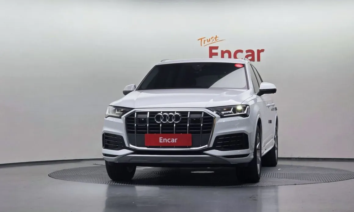Audi Q7 2022 из KR, фото 2