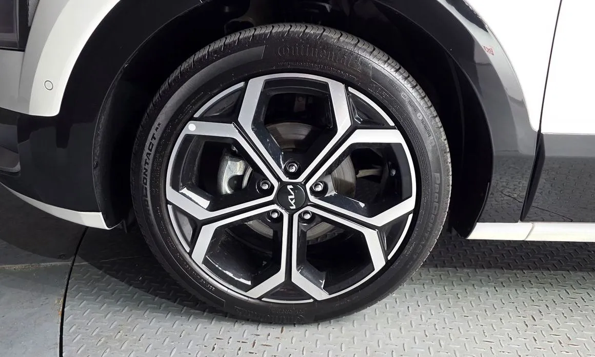 Kia Niro — фото 10