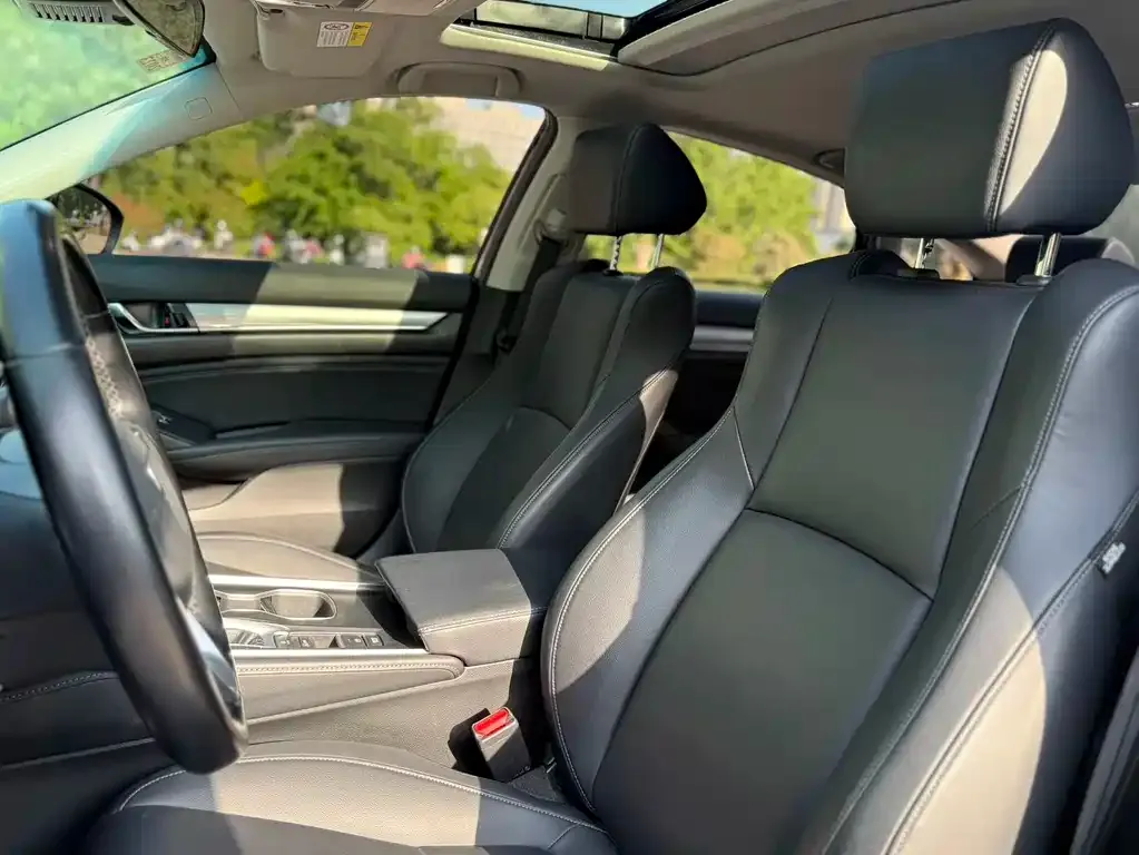 Honda Accord 2021 из CN, фото 7