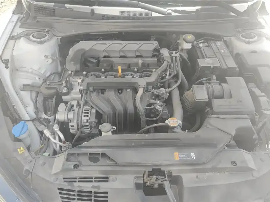 Hyundai Elantra 2023 из CN, фото 9