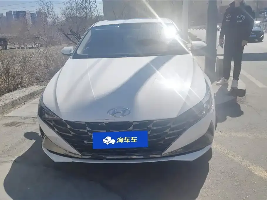 Hyundai Elantra 2023 из CN, фото 2