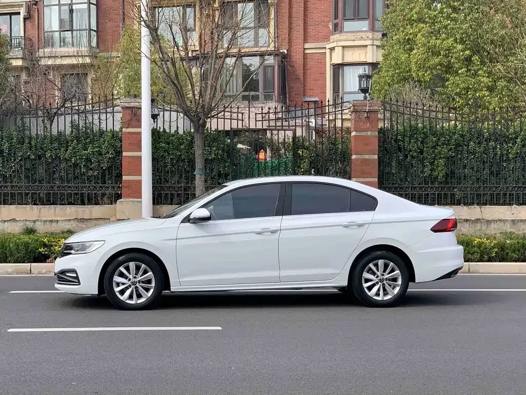 Volkswagen Bora 2022 из CN, фото 8