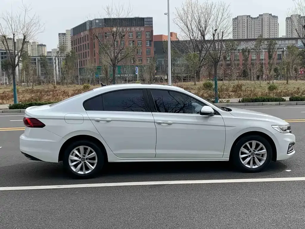 Volkswagen Bora 2022 из CN, фото 7