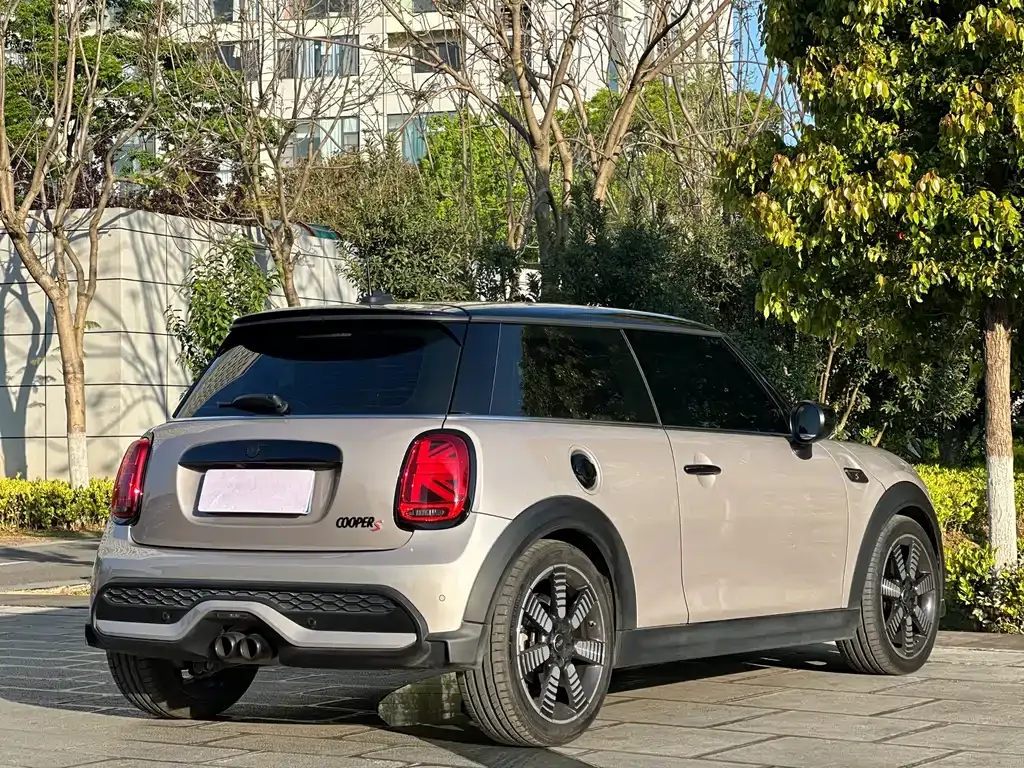 MINI Cooper (3-door) — фото 10