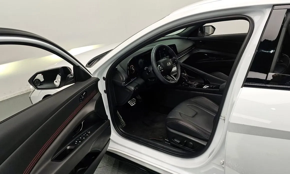 Hyundai AVANTE 2024 из KR, фото 2
