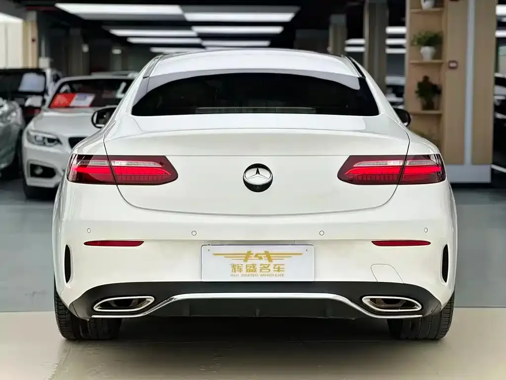 Mercedes-Benz E-Class (Import) — фото 3