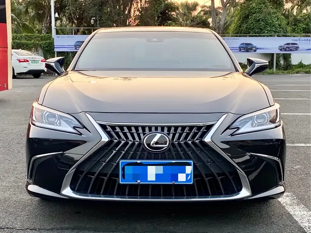Lexus ES 2023 из CN, фото 8